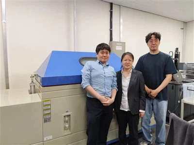 LIB instala uma câmara de teste de névoa salina cíclica na Coreia do Sul